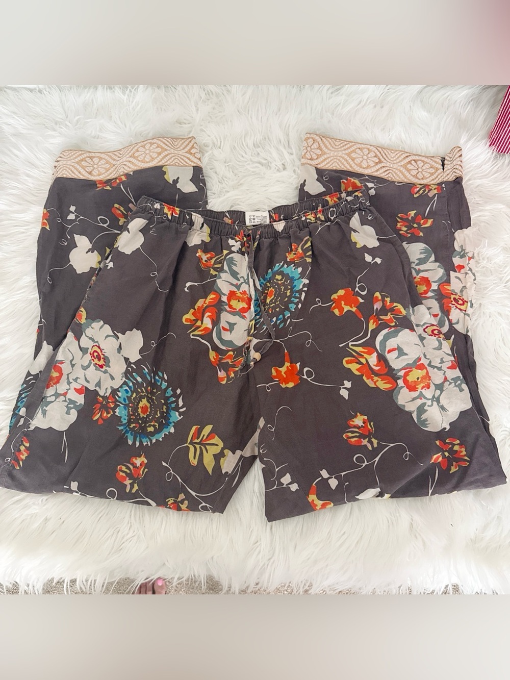 Women's Floral Elastic-Waist Pajama Shorts - Dark Gray with Multicolor Print
